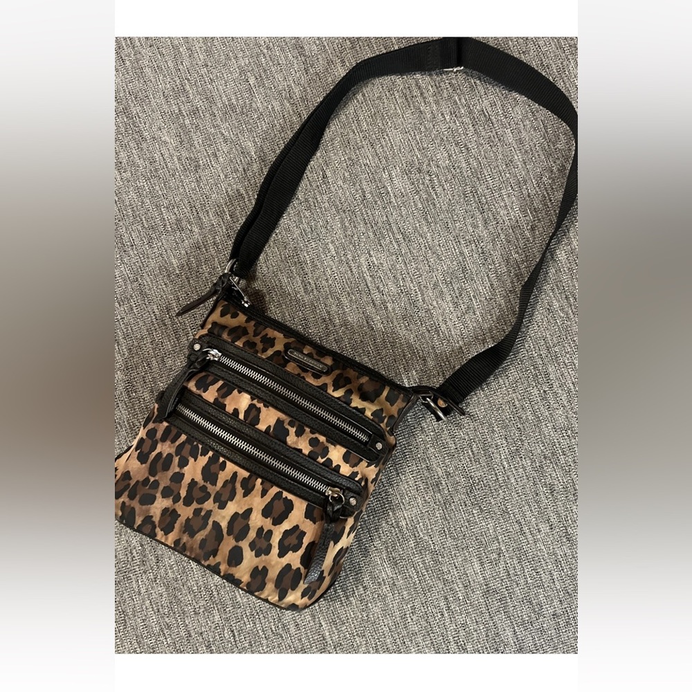 Women’s Dana Buchman Print Purse Crossbody Leopard Cheetah Nylon